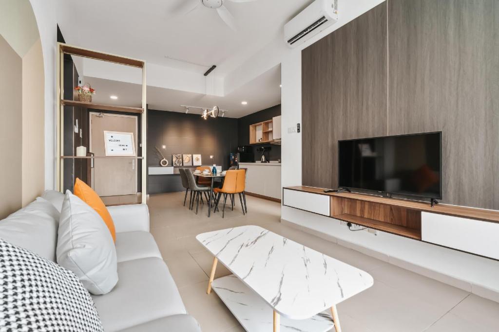 Nowhere 2Br & 2Bath Apartment With Balcony @ Reizz Residences Kuala Lumpur Exterior photo