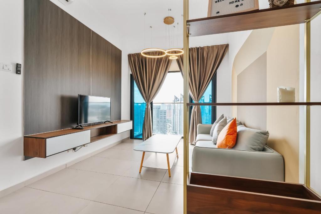 Nowhere 2Br & 2Bath Apartment With Balcony @ Reizz Residences Kuala Lumpur Exterior photo